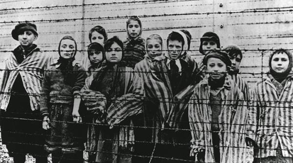 2ª Guerra Mundial  Holocausto - site efuturo.com.br